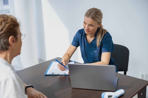 Quelles sont les pièces exigées avant un rendez-vous pour une première demande de titre de séjour pour raison médicale ?