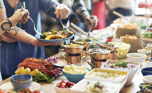 Traiteur anniversaire à Paris : comment choisir le meilleur ?