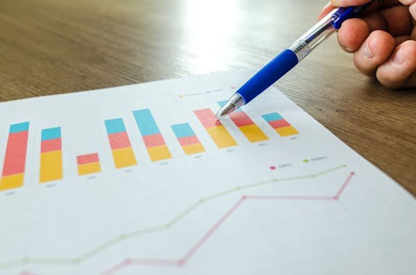 École de commerce à paris : formez votre avenir professionnel